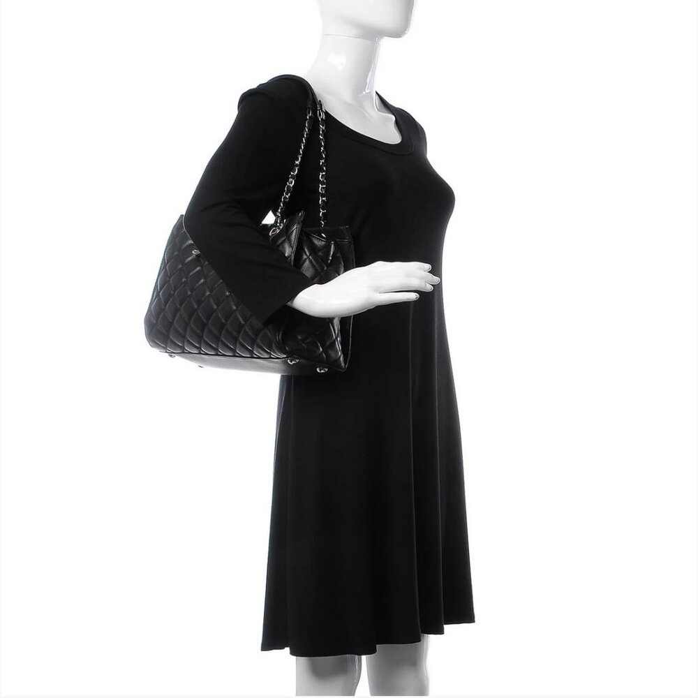 CHANEL Black Classic Quilted Tote Bag with Silver Chain - Picture 16 of 16